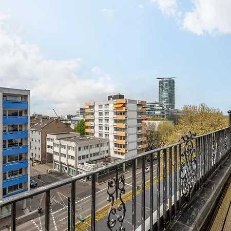 Numa Artol 杜塞尔多夫